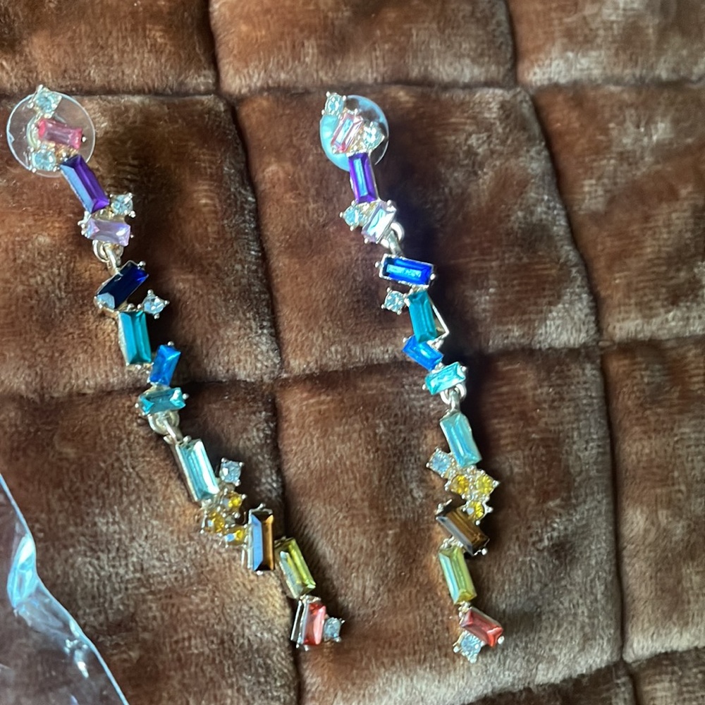 ✨Multi-Color Rhinestone Earrings - Picture 3 of 3